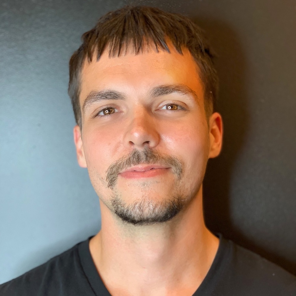 Meet your Posher, Alexander